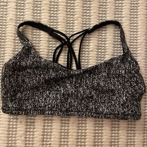Lululemon free to be bra